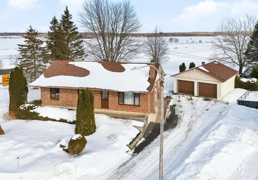 Maison à vendre - 690 Rue Vincent, Saint-Célestin, J0C 1G0