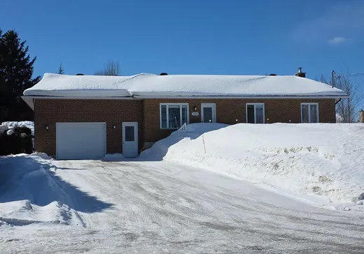 Bungalow à vendre - 540 Route du Sanctuaire, Lac-Etchemin, G0R1S0