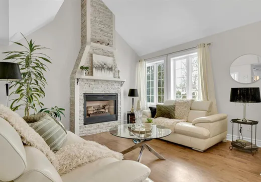 Maison à vendre - 7 Rue Albert-Dumouchel, Blainville, J7C 4K9