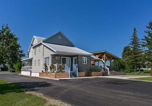 House for sale - 1660-1662 Rue Principale, Saint-Cuthbert, J0K 2C0