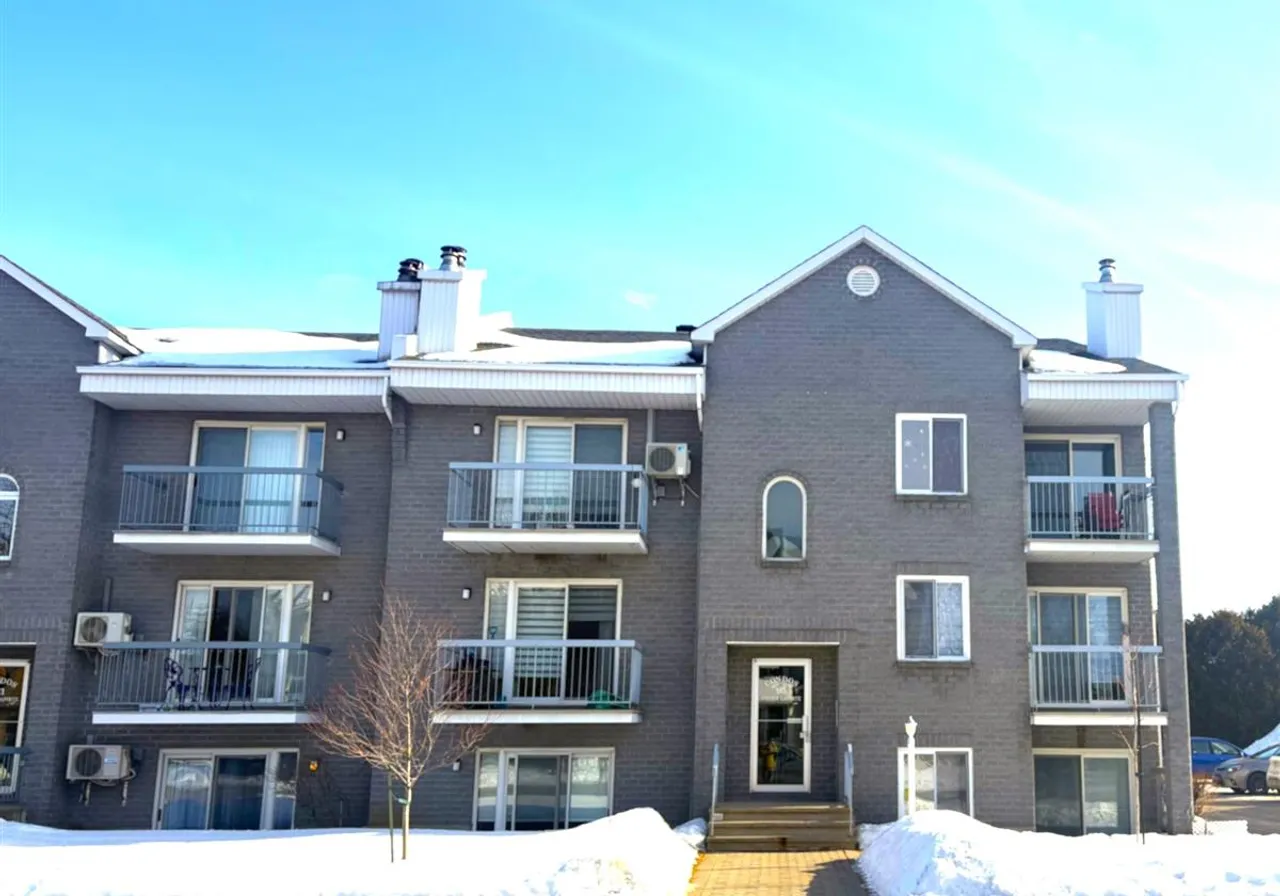 95 Rue Pierre-Laporte, App. 201 — photo 1