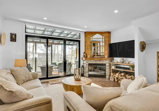 Maison à vendre - 534 Ch. des Cimes, Saint-Sauveur, J0R 1R3