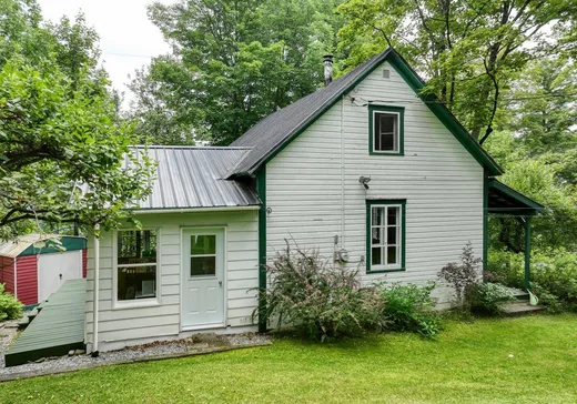 Un étage et demi à vendre - 690 7e Rang, Thetford Mines, G0N1M0
