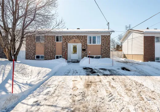 Bungalow à vendre - 1260 Rue Mirelle, Laval (Vimont), H7A2K5