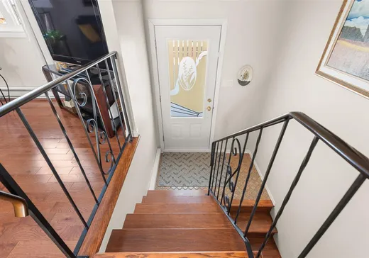 Maison à vendre - 1260 Rue Mirelle, Laval (Vimont), H7A 2K5