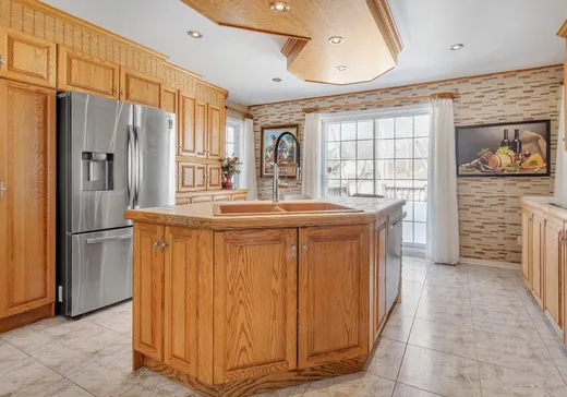 House for sale - 325 Rue Rivest, Sainte-Anne-des-Plaines, J5N 3E3