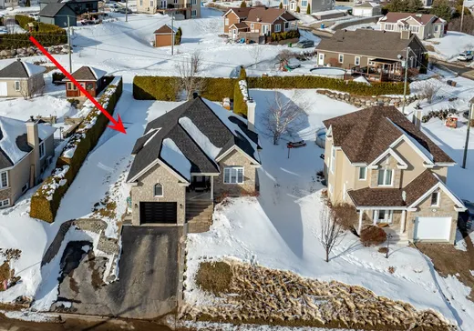 Maison à vendre - 35 Rue Dion, Clermont, G4A 1L8