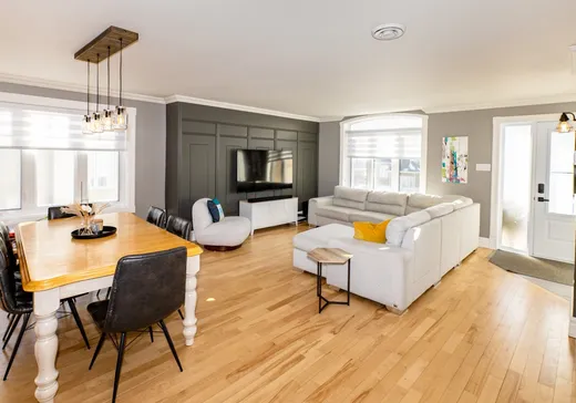 Maison à vendre - 35 Rue Dion, Clermont, G4A 1L8