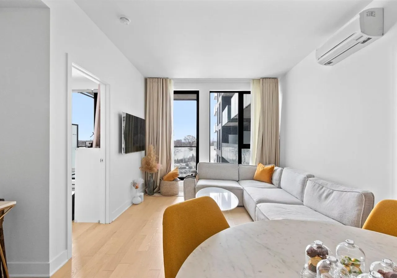 200 Rue Marie-Charles-Le Moyne, App. 718 — photo 2