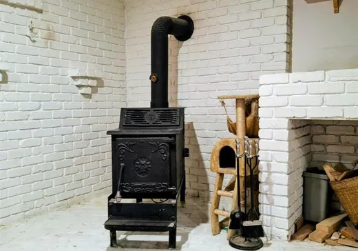 House for sale - 100 Ch. du Lac-Connelly, St-Hippolyte, J8A 1Z1