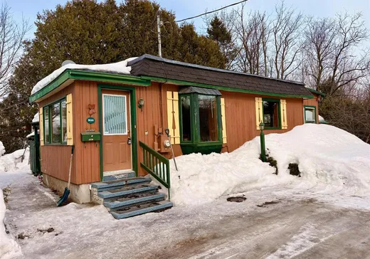 Bungalow for sale - 1650 Rue Principale E., Sainte-Agathe-des-Monts, J8C1L9
