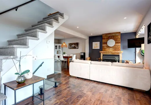 Maison à vendre - 339 Rue de la Légende, Sainte-Adèle, J8B 3E9