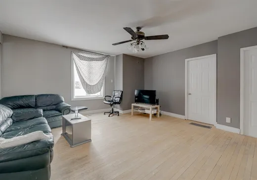 House for sale - 160 1er rg Price, Lac-aux-Sables, G0X 1M0