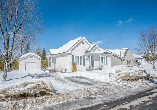 Bungalow à vendre - 1978 Rue Rosario-J.-Rhéaume, Ville de Québec, G3G3G3