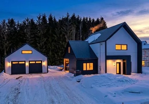 Un étage et demi à vendre - 145 Rue Fiset, Saint-Basile, G0A3G0