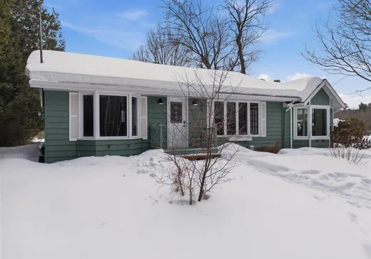 Bungalow à vendre - 2768 Ch. de Georgeville, Magog, J1X0M8