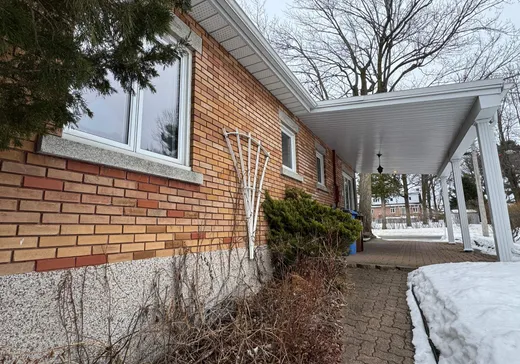 Maison à vendre - 400 Rue Foch, Granby, J2G 6C4