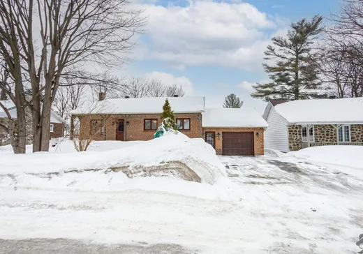 House for sale - 235 Rue Antonio, Sainte-Anne-des-Plaines, J5N 0P2