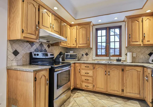 House for sale - 235 Rue Antonio, Sainte-Anne-des-Plaines, J5N 0P2