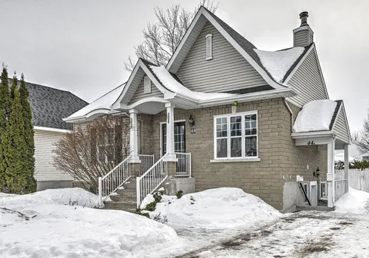 Maison à étages à vendre - 44-44A Rue des Verdiers, Blainville, J7C5J5
