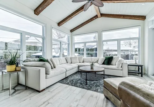 House for sale - 152 Rue des Français, Mont-Saint-Hilaire, J3H 6J2