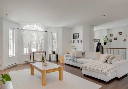 Maison à vendre - 274 Boul. Jacques-Cartier, Val-Belair, G3J 0J8