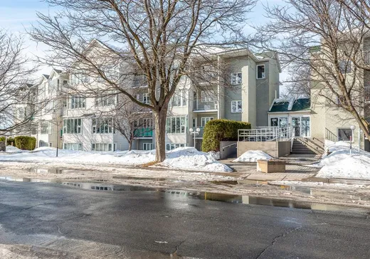 Condo for sale - 2975 Rue des Émeraudes, St-Hubert, J4T3T7