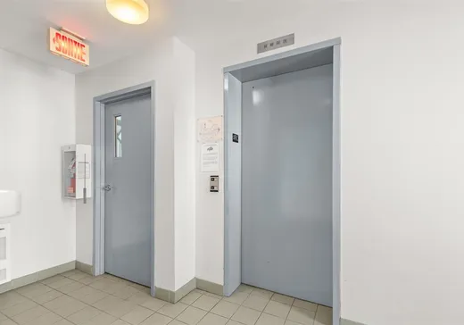 Condo for sale - 2975 Rue des Émeraudes, St-Hubert, J4T 3T7