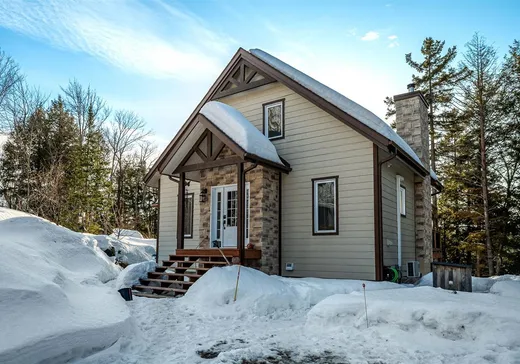 Two or more stories for sale - 32 Ch. Williams, Gore, J0V1K0