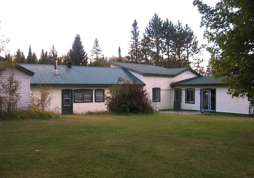 House for sale - 1102 Ch. de Ste-Lucie, Ste-Lucie, J0T 2J0