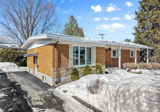 House for sale - 900 Av. des Cascades, Valcourt, J0E 2L0