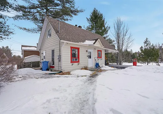 Maison à vendre - 68 Ch. du Loup, Saint-Côme-Linière, G0M 1J0