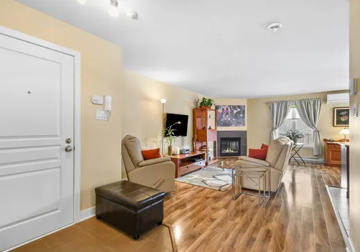 Condo à vendre - 6845 Boul. Maricourt, St-Hubert, J3Y 1T1