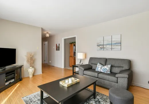 House for sale - 42 4e Avenue, Delson, J5B 1R3