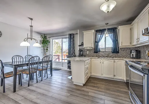 House for sale - 15 Rue de Lévis, Mercier, J6R 1H1