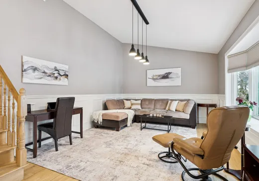 House for sale - 781 Rue Chambord, Mont-Saint-Hilaire, J3H 4P2