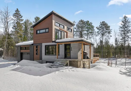 Maison à vendre - 300 28e Avenue, Mandeville, J0K 1L0