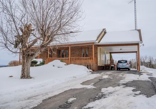Bungalow à vendre - 550 Rue Principale, Saint-Adalbert, J0A1E0