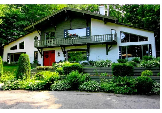 Un étage et demi à vendre - 142 Rue du Mont-Rainer, Sainte-Agathe-des-Monts, J8C0V5