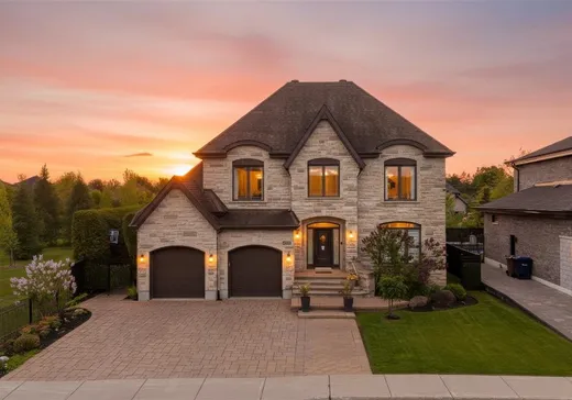 Maison à étages à vendre - 1224 Av. des Géraniums, Laval (Laval-Ouest), H7Y2H6