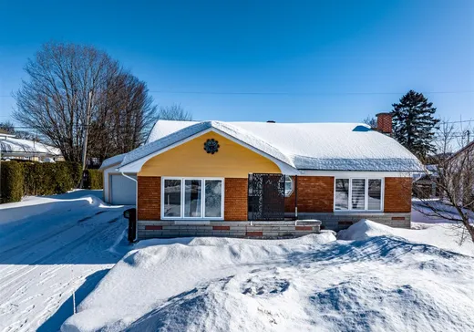 Bungalow à vendre - 2362 Av. des Ormeaux, Shawinigan, G9N6C7