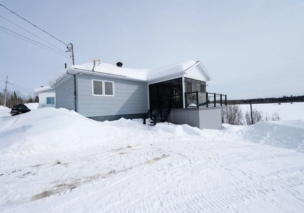 23 Av. du Lac — photo 1