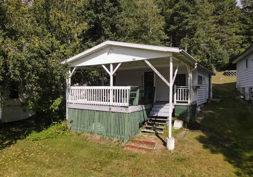 Bungalow for sale - 5 3e rue Giroux, Saint-Martin, G0M1B0