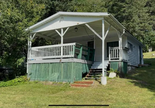 House for sale - 5 3e rue Giroux, Saint-Martin, G0M 1B0