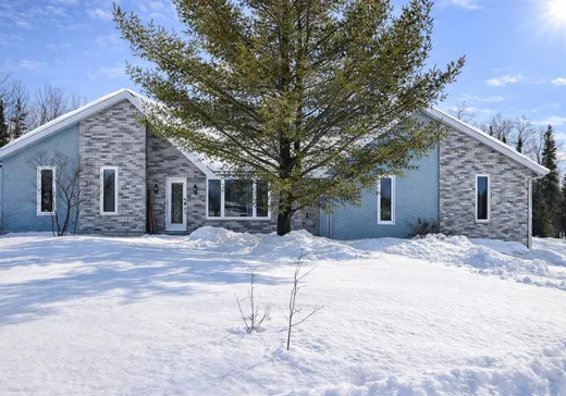 Two or more stories for sale - 150 Rue Lepack, Val-d'Or, J9P0C3