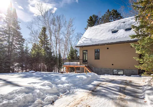 Maison à vendre - 2425 Ch. du Lac-Cameron, Val Morin, J0T 2T0
