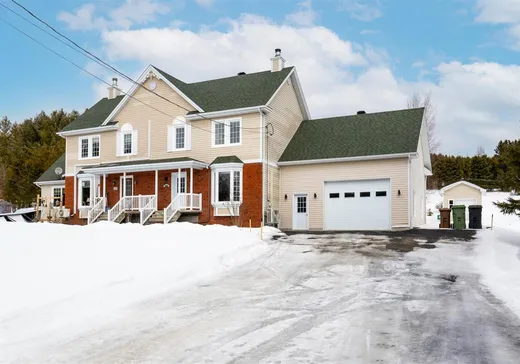 Two or more stories for sale - 4084 Martel, Frontenac, G6B2S3