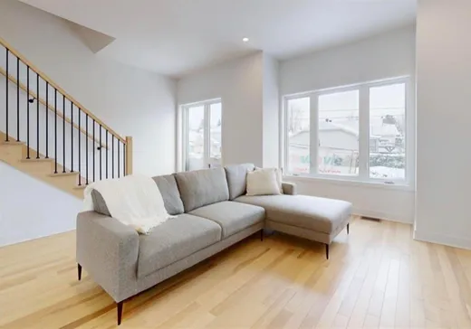 Maison à vendre - 7368 Boul. des Laurentides, Laval (Auteuil), H7H 1V8