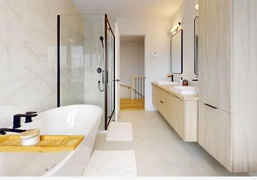 Maison à vendre - 7368 Boul. des Laurentides, Laval (Auteuil), H7H 1V8