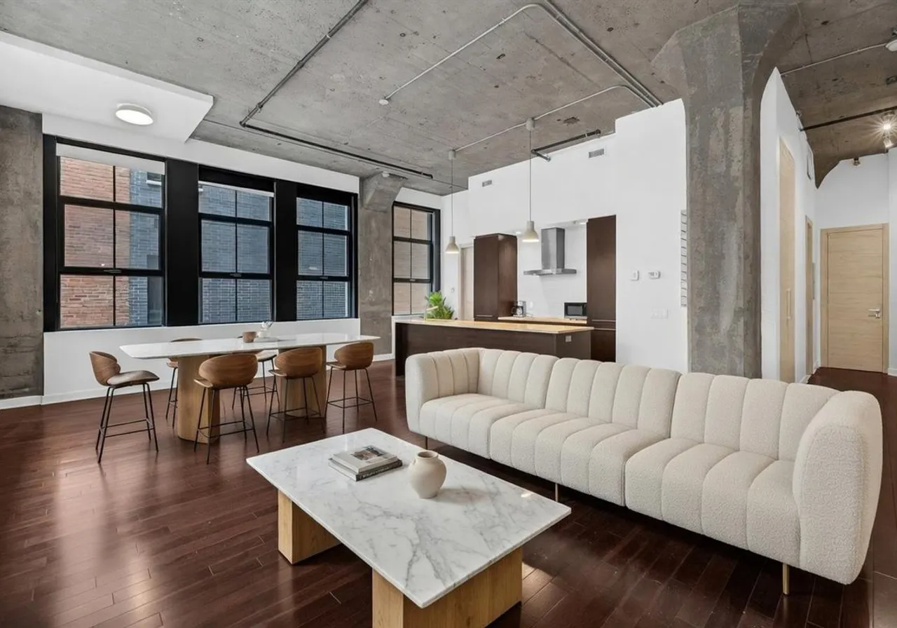 1085 Rue St-Alexandre, App. 208 — photo 2